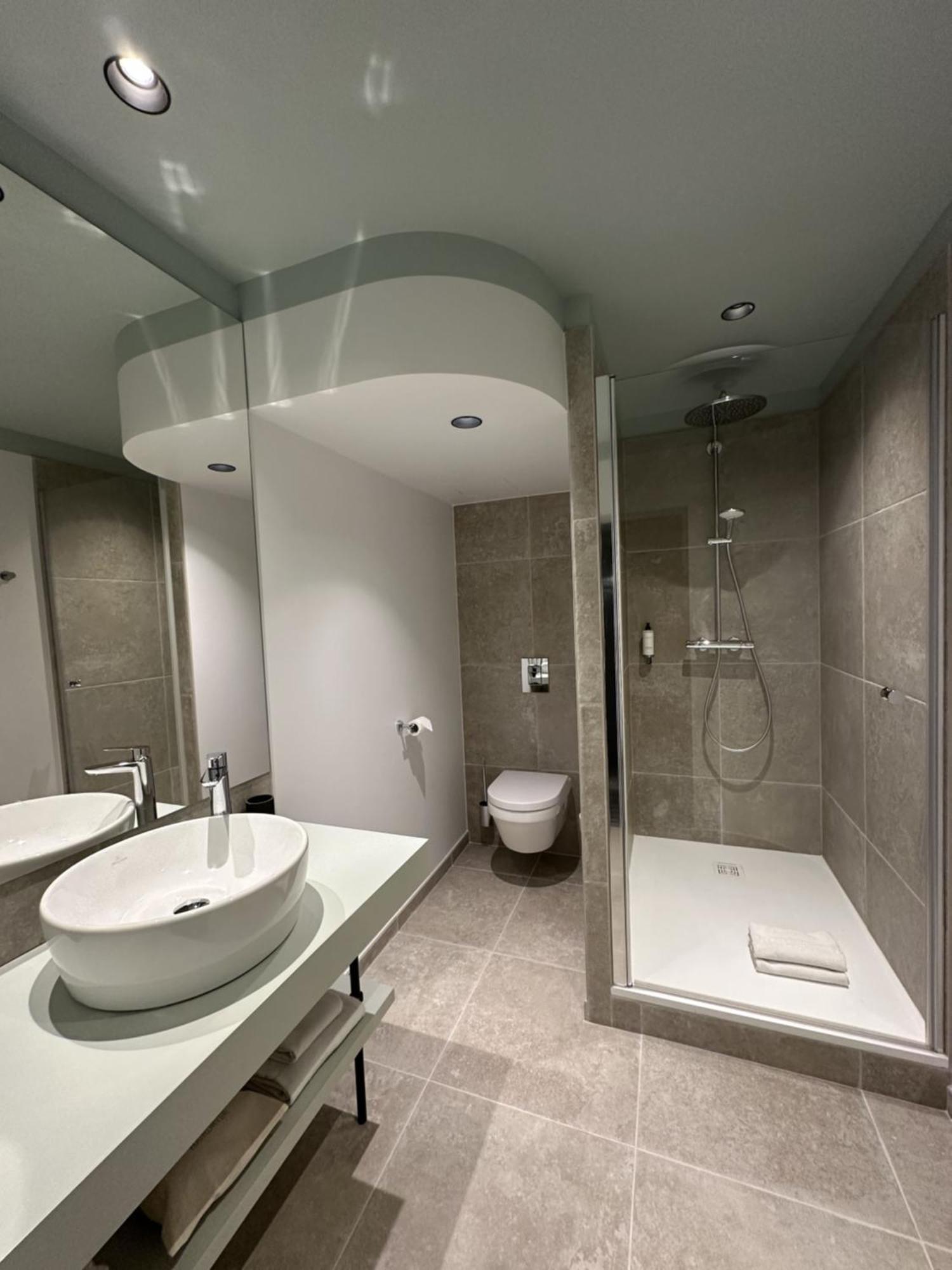 Deluxe Family Room,1676728280:JPEG